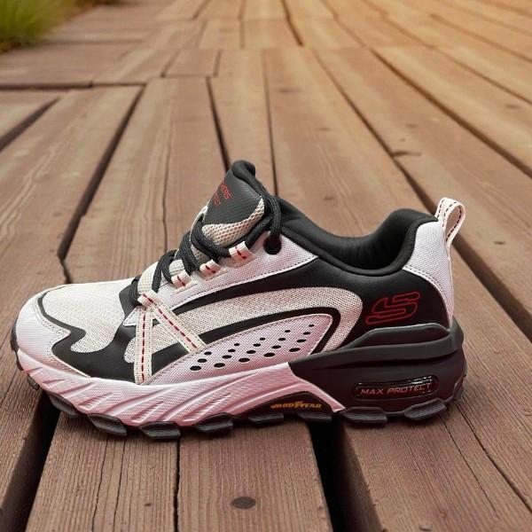 [A21-1] Sketcher Max Black white